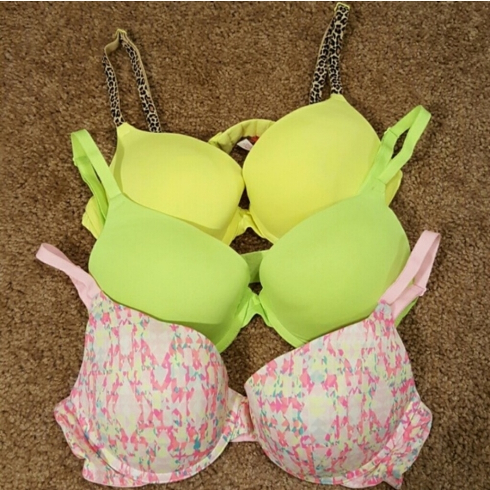 PINK VS bundle of 2 push up bra 34C